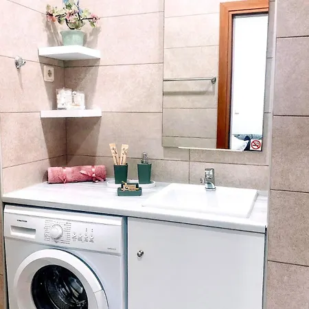 Semesterbostad Mariaggela's Little House *