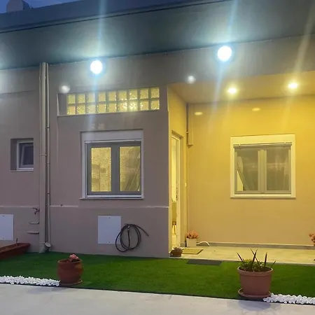 Casa de Férias Mariaggela's Little House Theológos